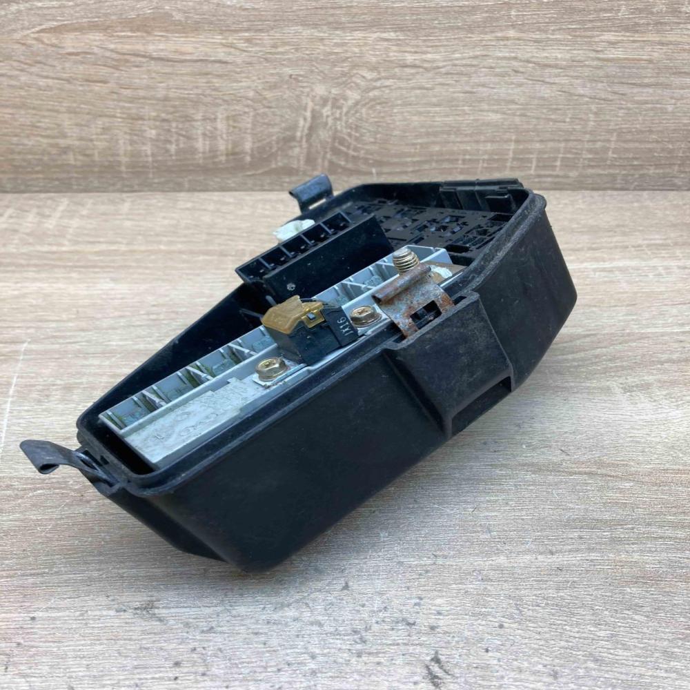 9128576 9162084  Fuse module Volvo S70  V70  V70 XC