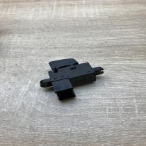 25411 AV600 25411AV600  Electric window control switch Nissan Primera