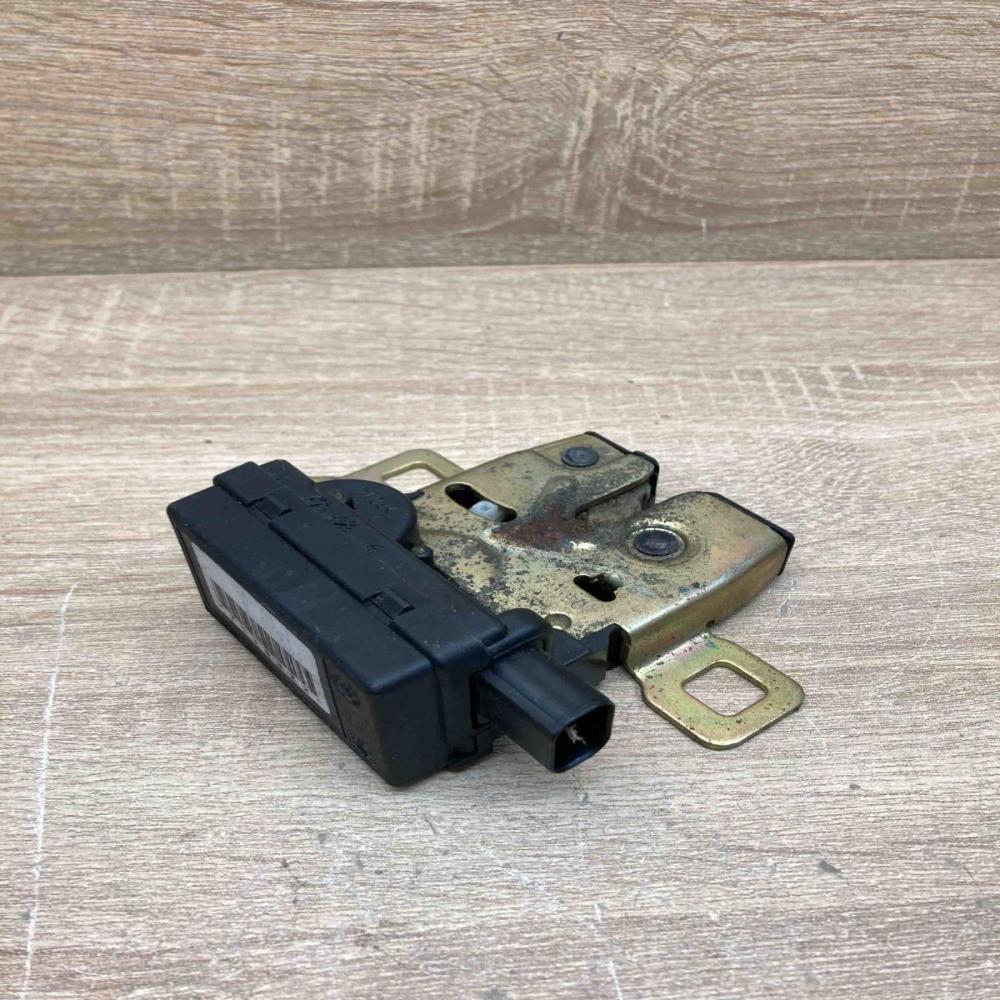 7130322   Tailgate/trunk/boot lock/catch/latch Mini One - Cooper R50 - 53