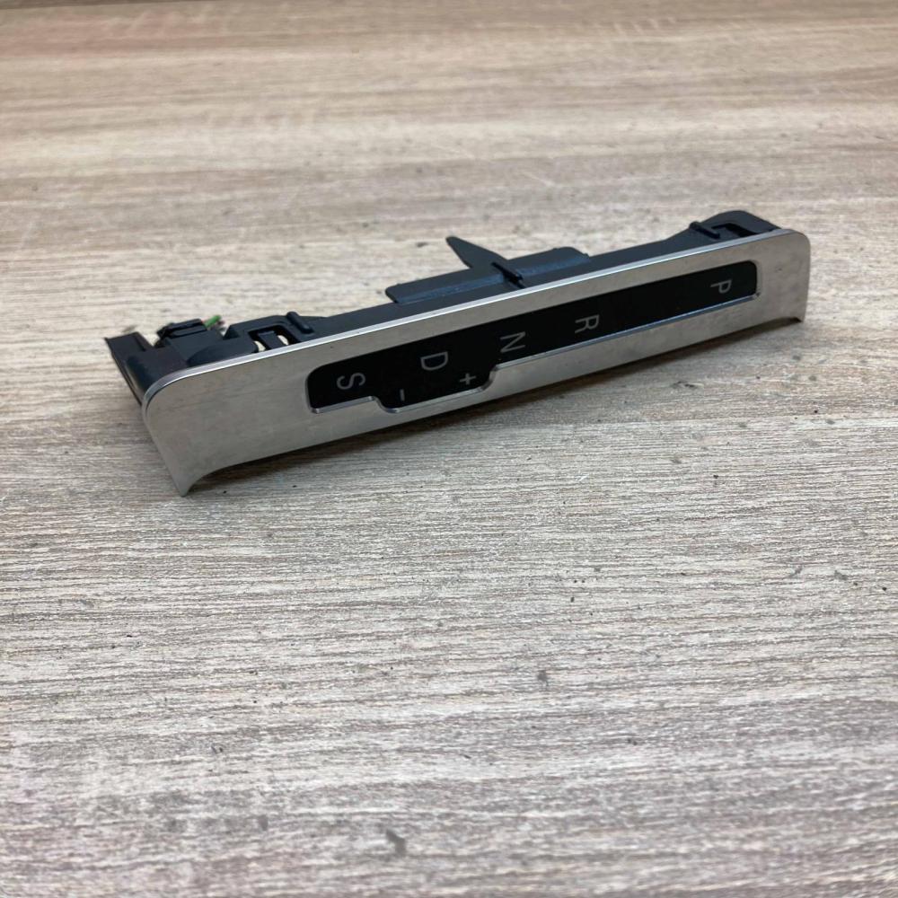 4F1713463B   Gear shift selector indicator Audi A6 S6 C6 4F
