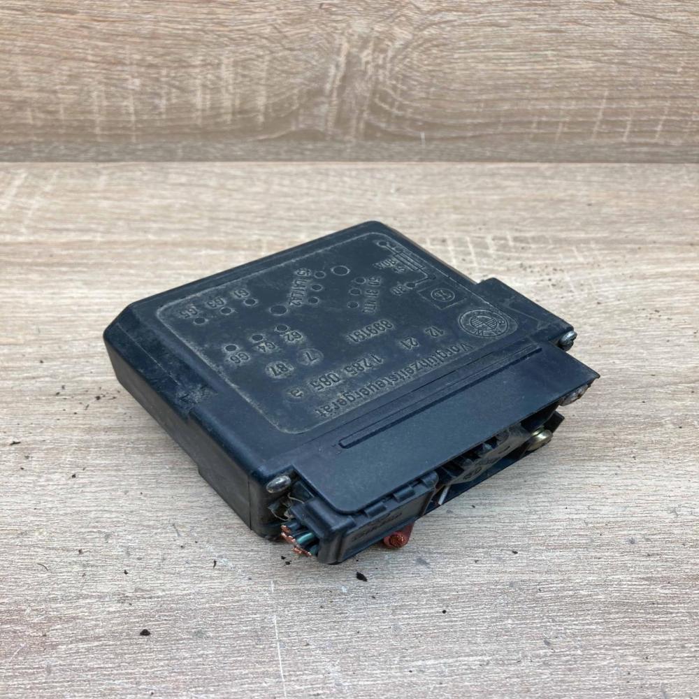 1285085A 899191  Glow plug pre-heat relay BMW 5 E34