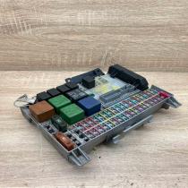 90504534  GM Fuse module Opel Vectra B