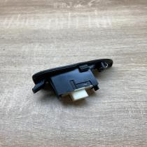 74272 05020 7427205020  Electric window control switch Toyota Avensis T250