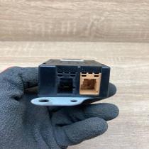 5M0035570B   Aerial antenna amplifier Volkswagen Golf VI