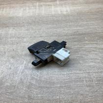 Nissan window switch 3917Z  Electric window control switch Nissan Almera
