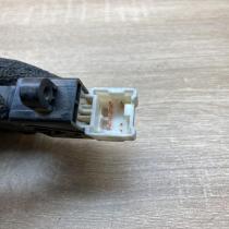 Nissan window switch 3917Z  Electric window control switch Nissan Almera