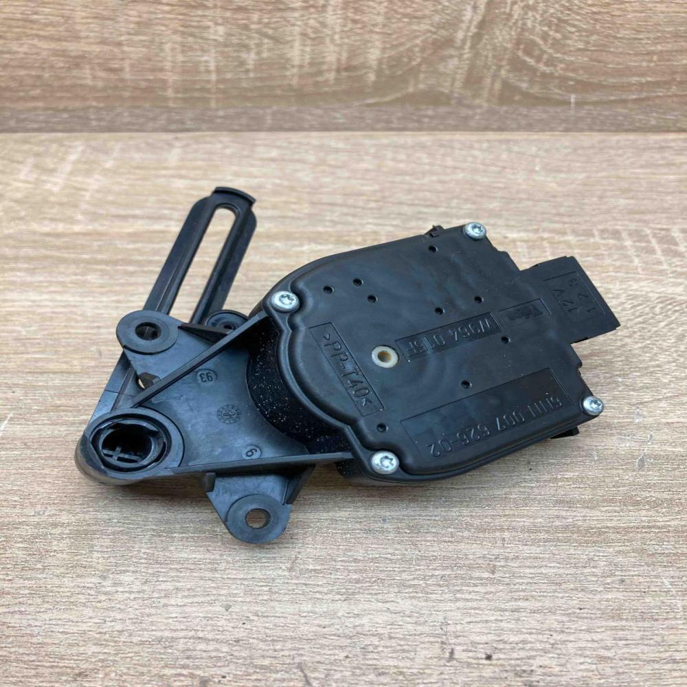 6NN007626 W964015F  Air flap motor/actuator Skoda Octavia Mk1 (1U)