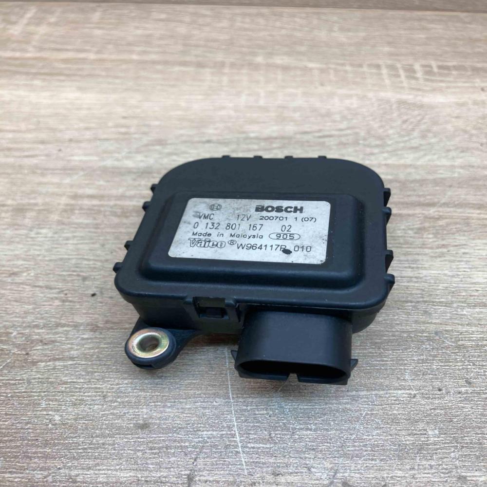 0132801167   Air flap motor/actuator Mini One - Cooper R50 - 53