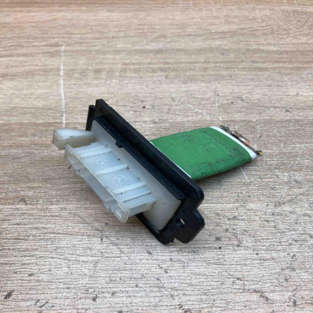 W964260N   Heater blower motor/fan resistor Mini One - Cooper R50 - 53
