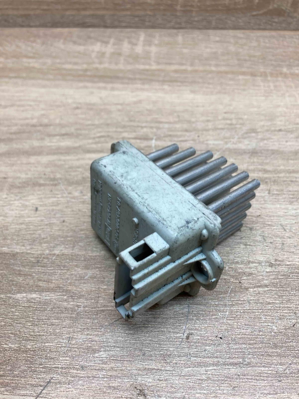 5DS006467 W964253H  Heater blower motor/fan resistor Mini One - Cooper R50 - 53