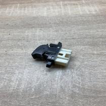 358 2K04   Electric window control switch Mazda 6