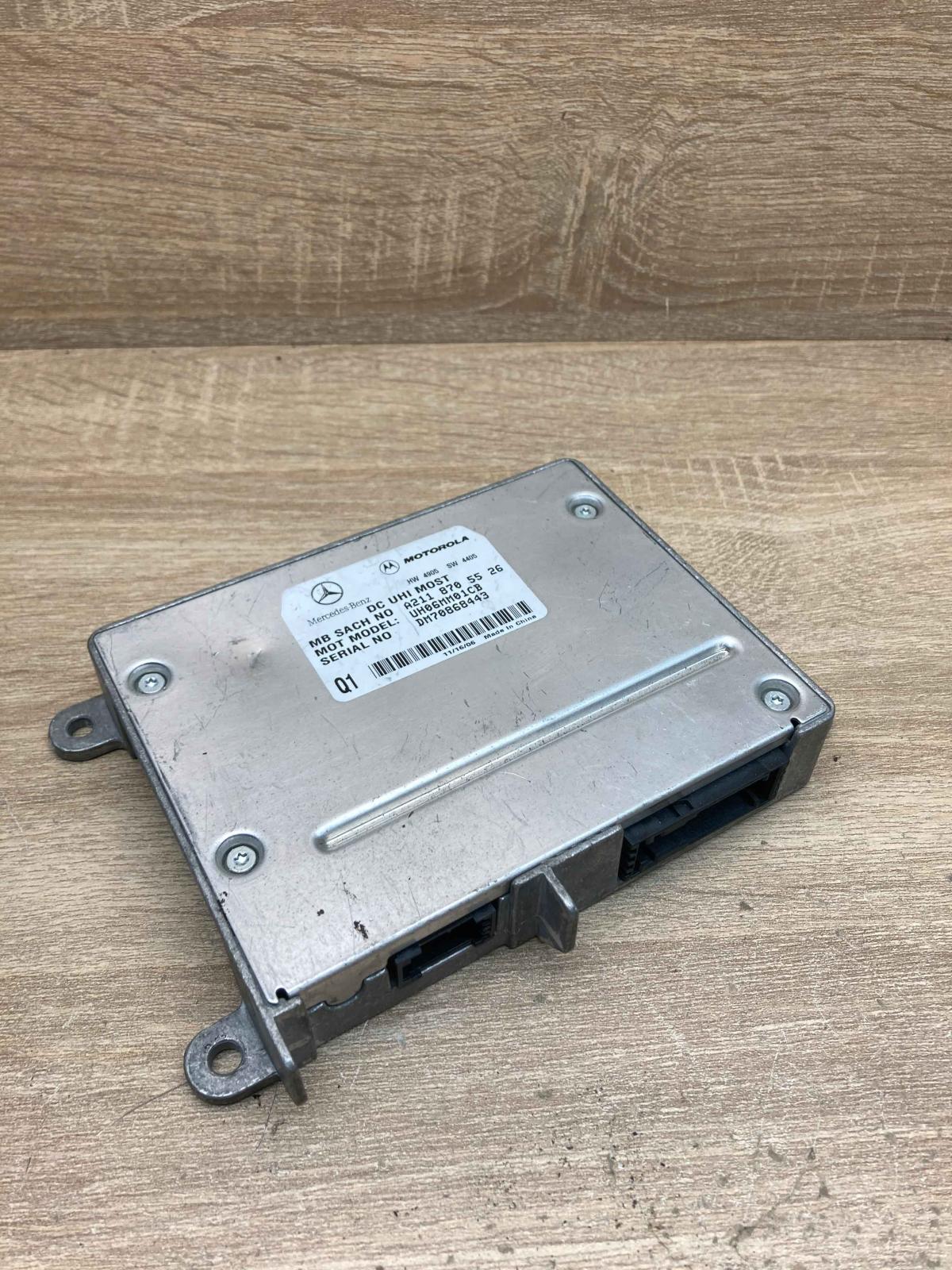 A2118705526   Bluetooth control unit module Mercedes-Benz C W203