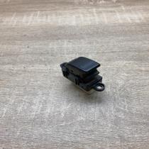 358 2K04   Electric window control switch Mazda 6