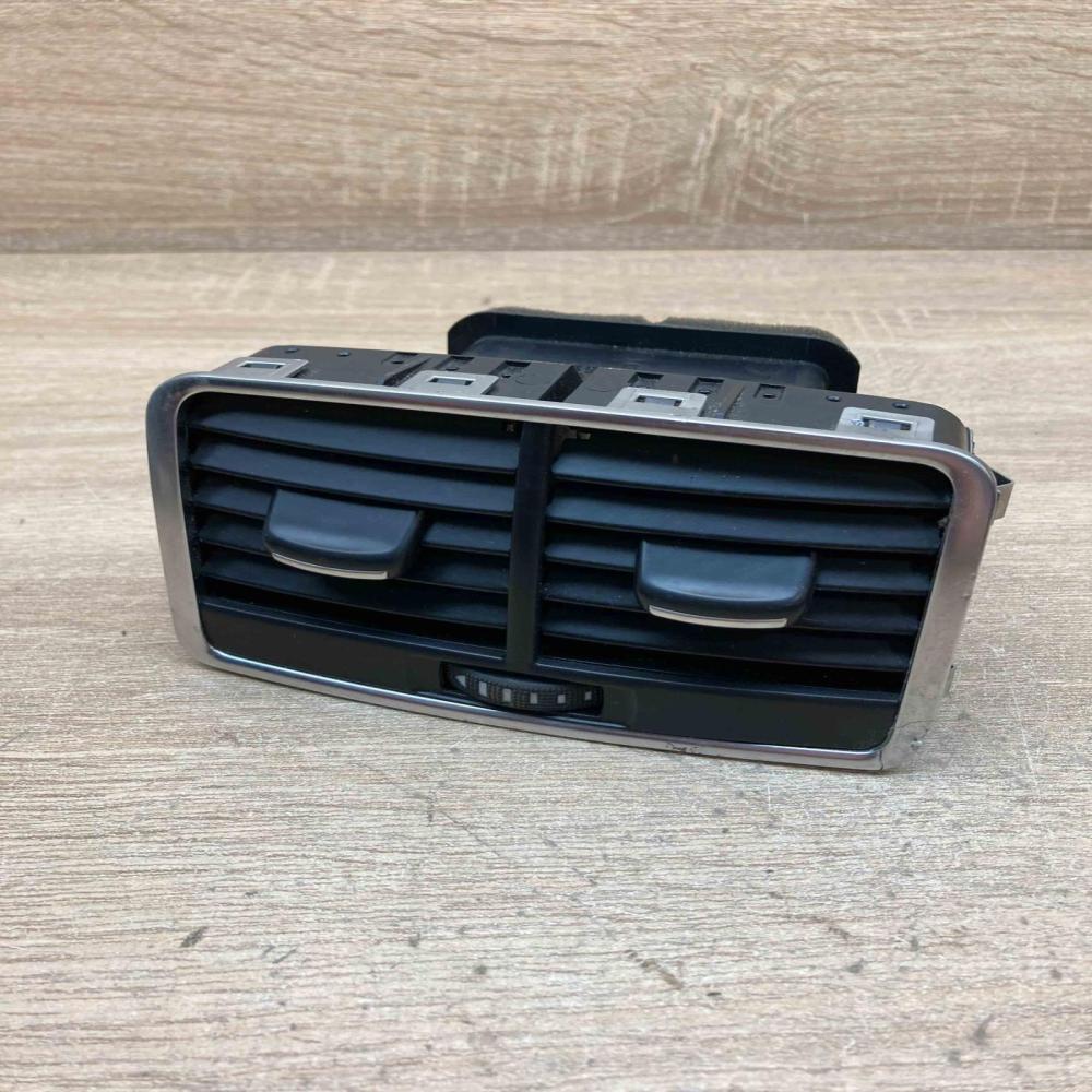 4F0819203C  SYS Dash center air vent grill Audi A6 S6 C6 4F