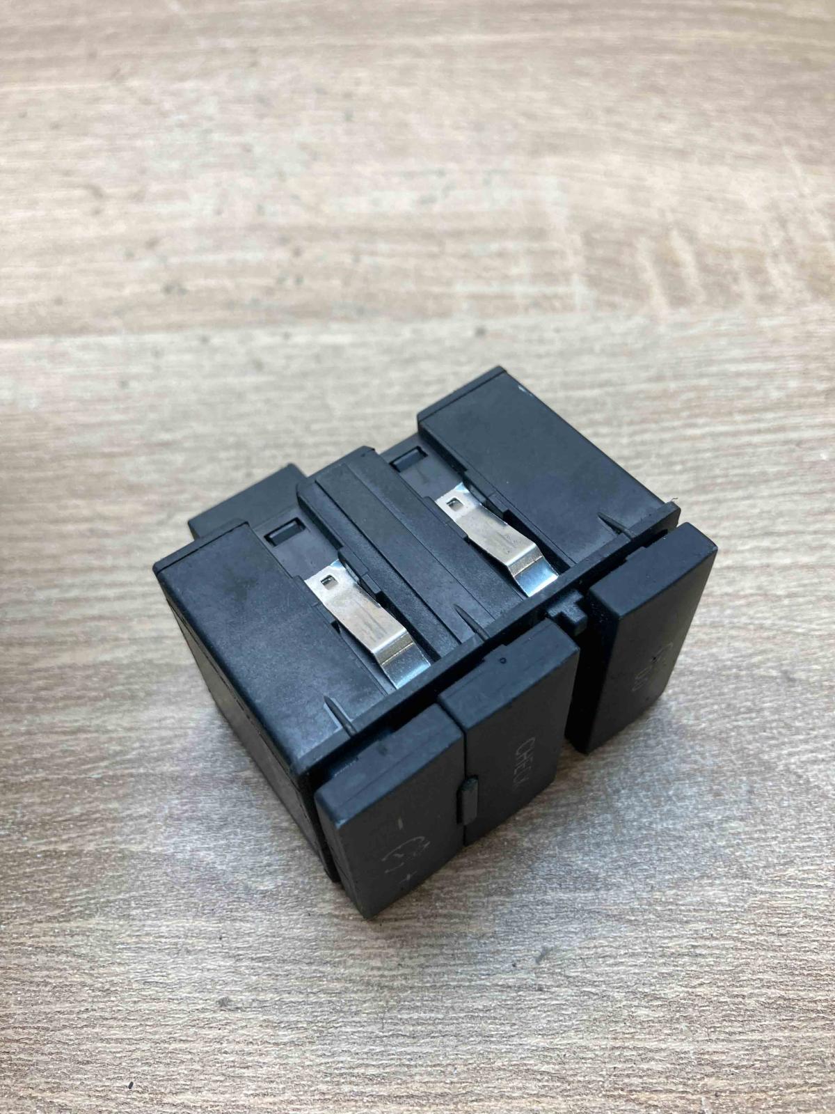 4F0927123A  BJE Panel lighting control switch Audi A6 S6 C6 4F