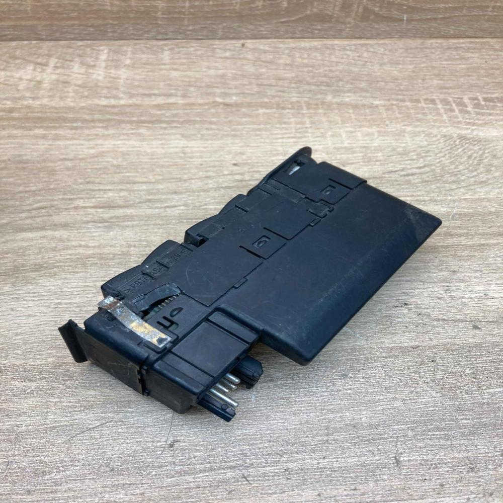 6904301 110187  Electric window control switch BMW 5 E39