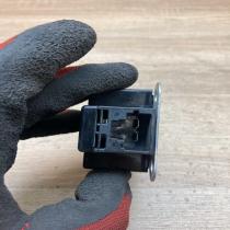 5M0035570B   Aerial antenna amplifier Volkswagen Golf VI