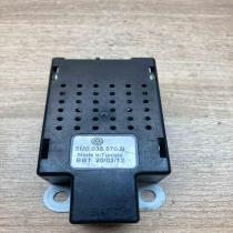 5M0035570B   Aerial antenna amplifier Volkswagen Golf VI