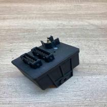 0281003018   Glow plug pre-heat relay Citroen C5