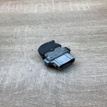 28082   Electric window control switch Renault Laguna I