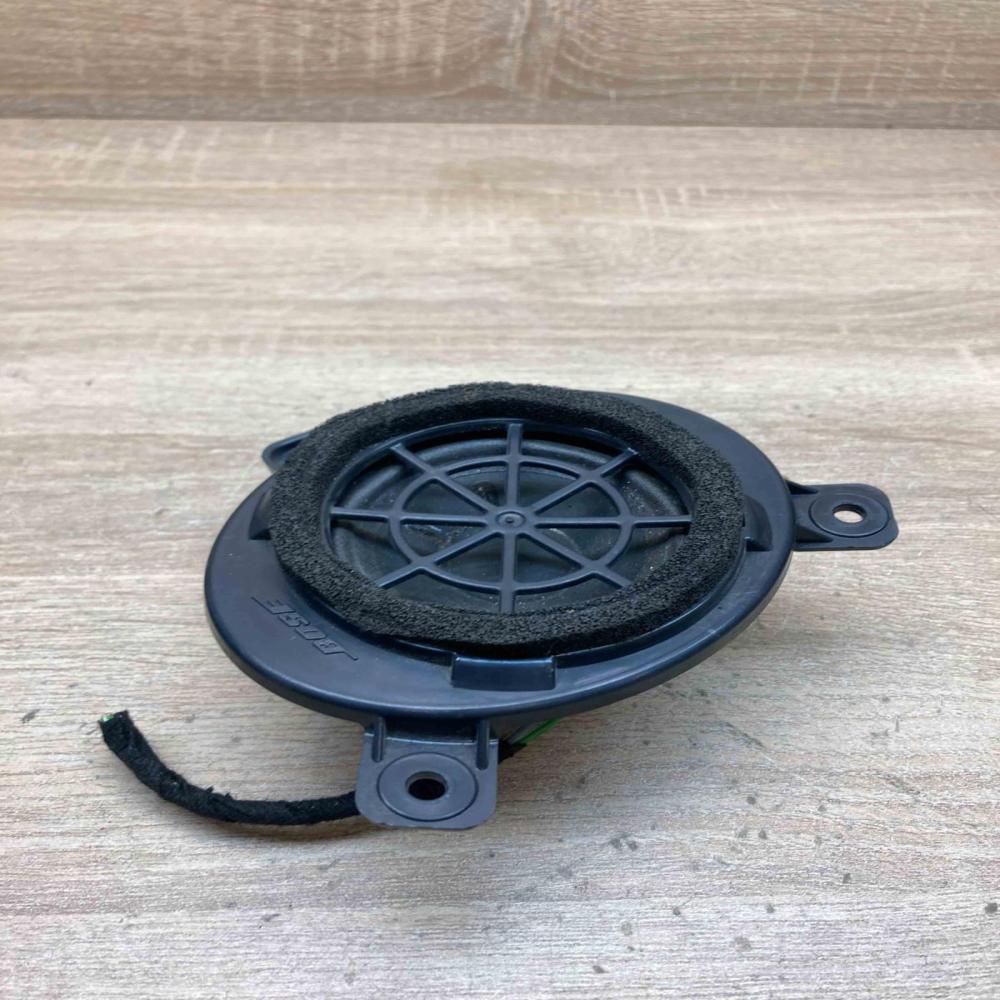 4L0035361 283213 001  Parcel shelf speaker Audi Q7 4L