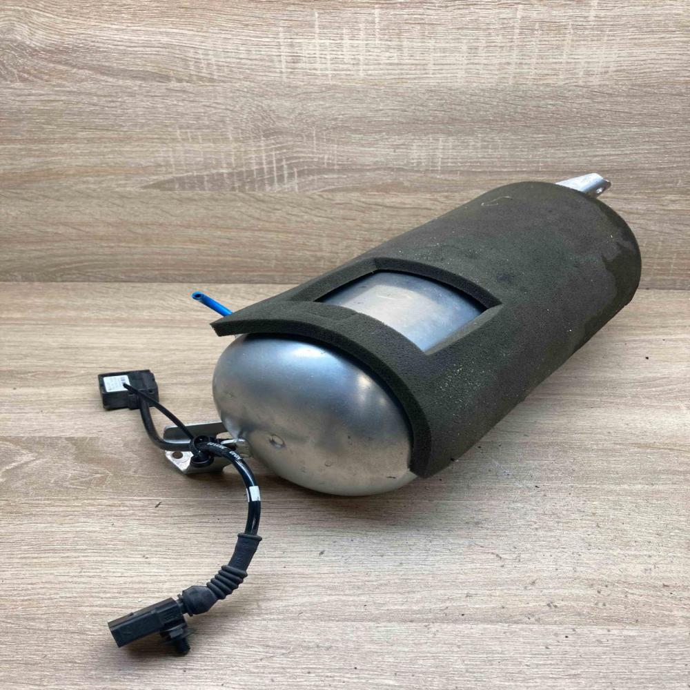 7L0907673E 151792 0061  Air suspension tank/reservoir Audi Q7 4L