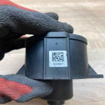 32332082F   Hand brake/parking brake motor Audi A6 S6 C6 4F