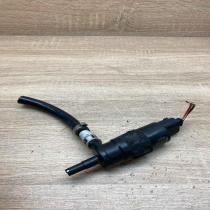 3B7955681 1J0973722A  Headlight washer pump Volkswagen Golf VI