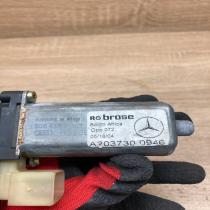 A2038202942 A2037300946  Rear door window regulator motor Mercedes-Benz C W203