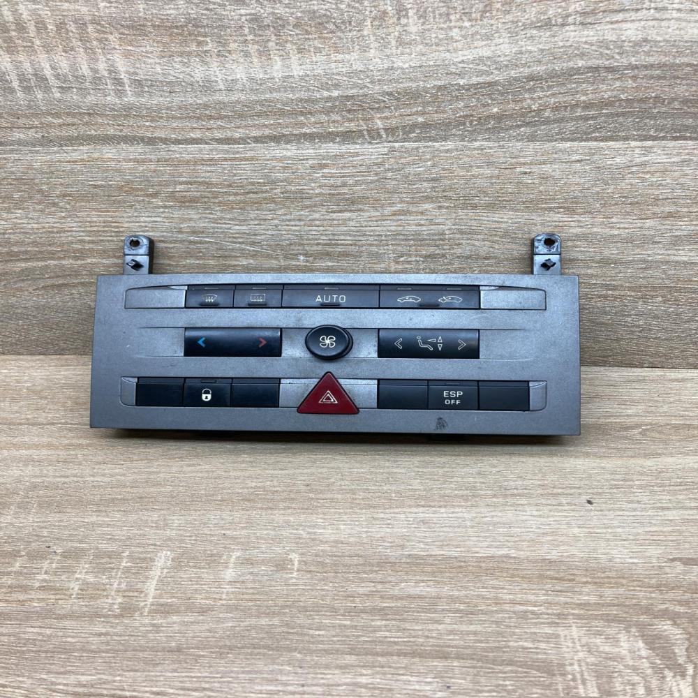 96460251YW 96470287XT  Climate control unit Peugeot 407