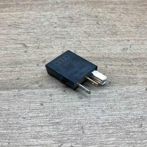4H0951253C V23374 A1001 X010 SN7 Other relay Volkswagen PASSAT B7