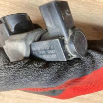 059906629A 059906628  Turbo solenoid valve Audi A4 S4 B7 8E 8H