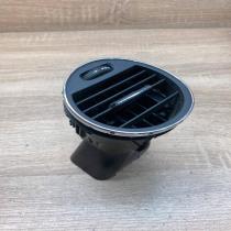 A2198300154   Dashboard side air vent grill/cover trim Mercedes-Benz CLS C219