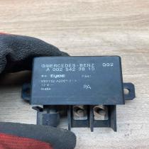 A0025423819   Glow plug pre-heat relay Mercedes-Benz E W211