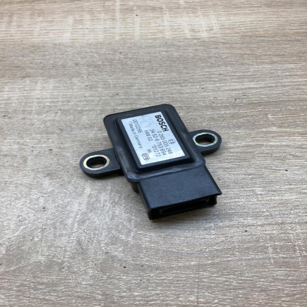 6753694 0265005248  ESP acceleration yaw rate sensor BMW 5 E39