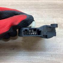 1K0907511C 0132801336  Air flap motor/actuator Volkswagen Touran I