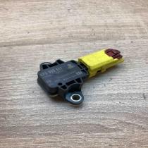 8P0955557 011194  Airbag deployment crash/impact sensor Audi A4 S4 B7 8E 8H
