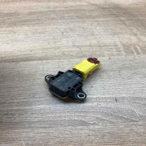8P0955557 011194  Airbag deployment crash/impact sensor Audi A4 S4 B7 8E 8H