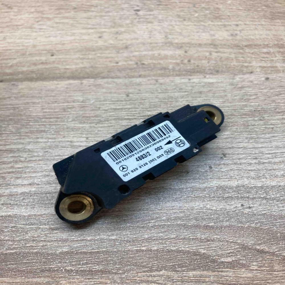 0018209126 4883 2  Airbag deployment crash/impact sensor Mercedes-Benz C W203
