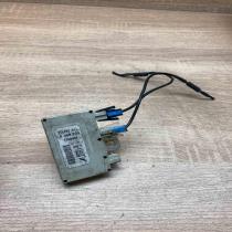 8368205 1749901  Aerial antenna amplifier BMW 7 E65 E66