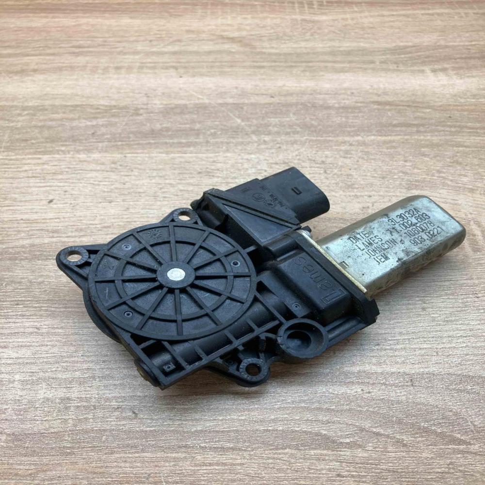71002603 3L3032A  Rear door window regulator motor BMW 3 E90 E91
