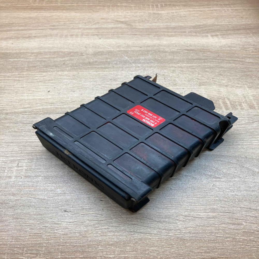 321906263B 0280800042  Engine control unit/module ECU Audi 100 200 5000 C3