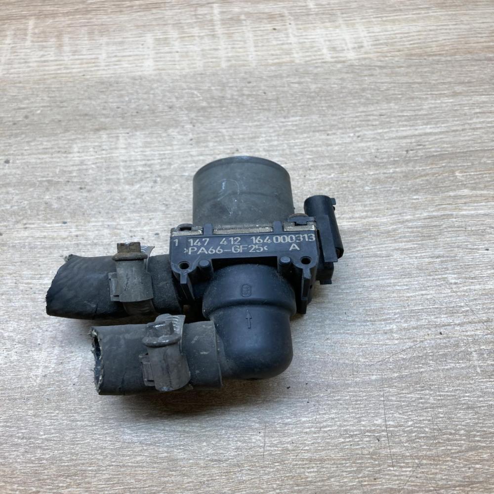 1147412   Coolant heater control valve BMW X5 E53