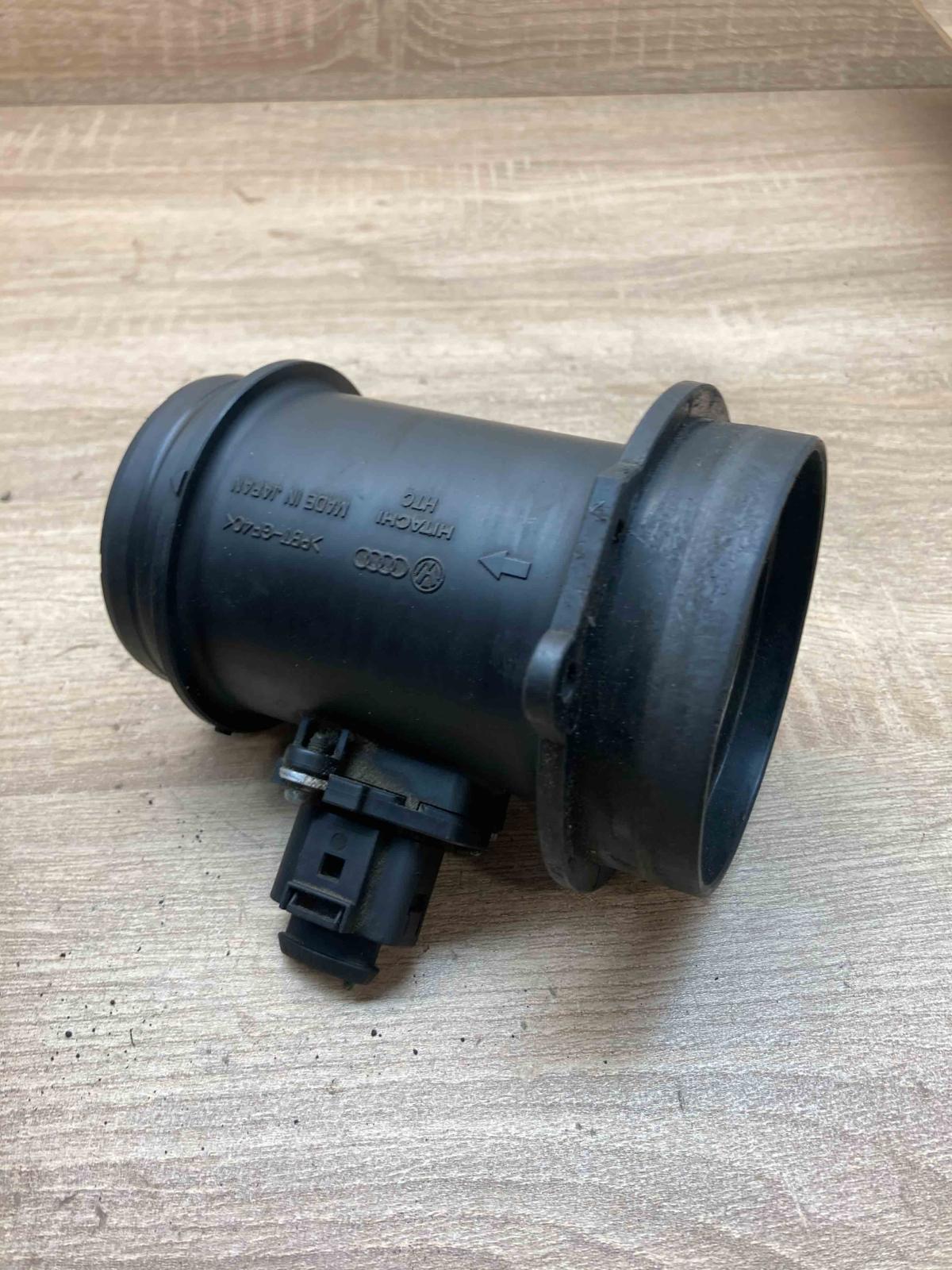 1J0973705   Mass air flow meter Audi A6 S6 C6 4F
