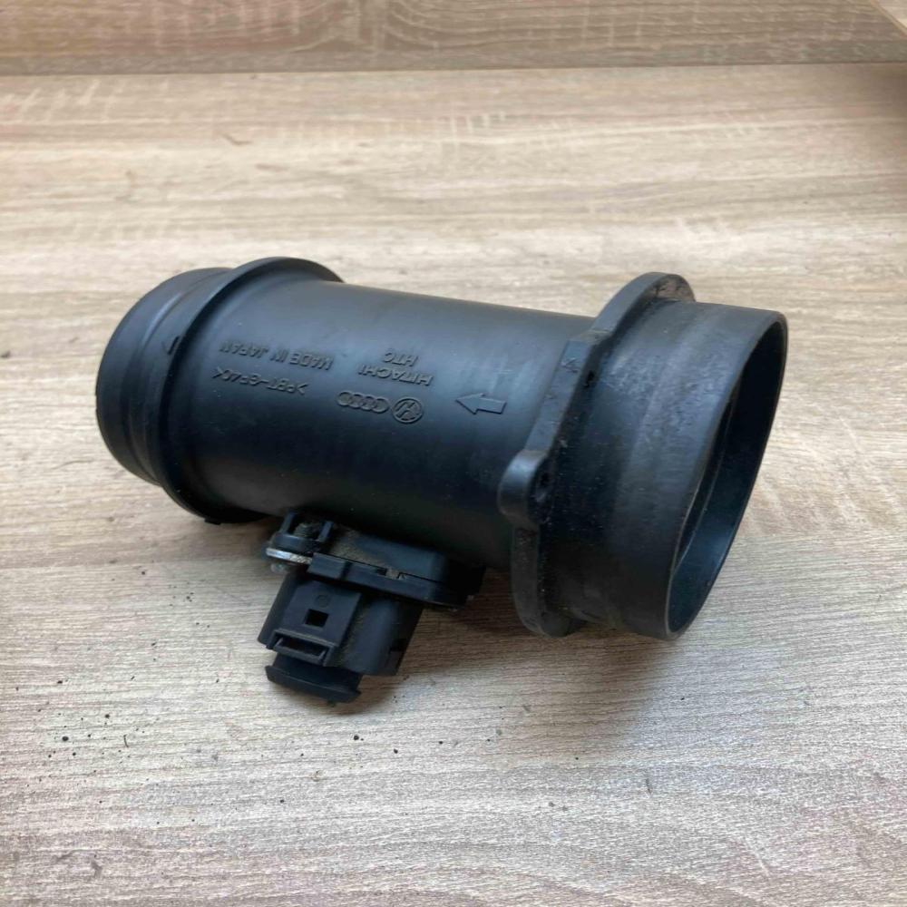 1J0973705   Mass air flow meter Audi A6 S6 C6 4F