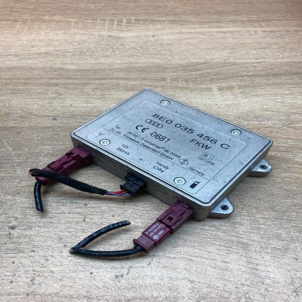 8E0035456C   Antenna control unit Audi A4 S4 B7 8E 8H