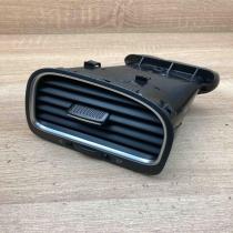 5K0819710D 5K0819704K  Dashboard side air vent grill/cover trim Volkswagen Golf