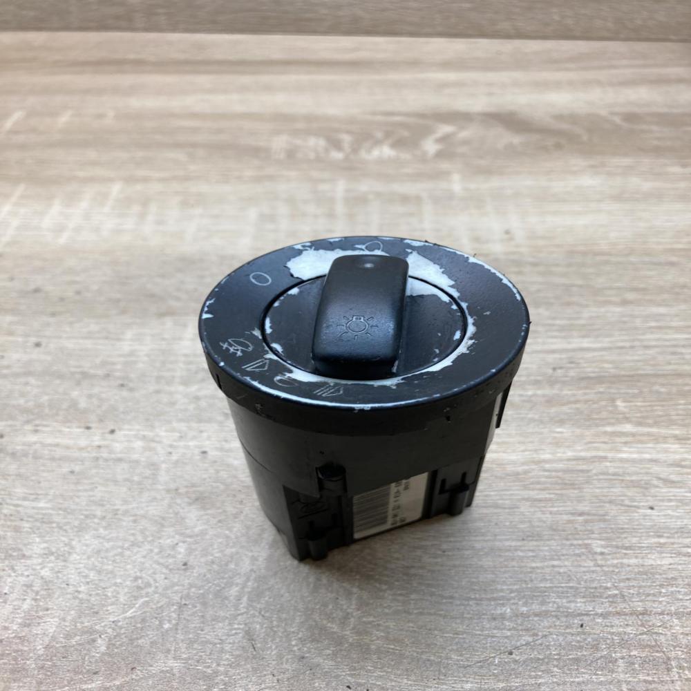8E0941531A   Light switch Audi A4 S4 B6 8E 8H