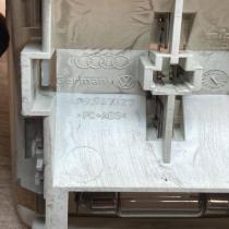 4F9947123   Rear seat light Audi A6 S6 C6 4F