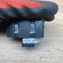 4L2927227   Glove box opening button Audi Q7 4L